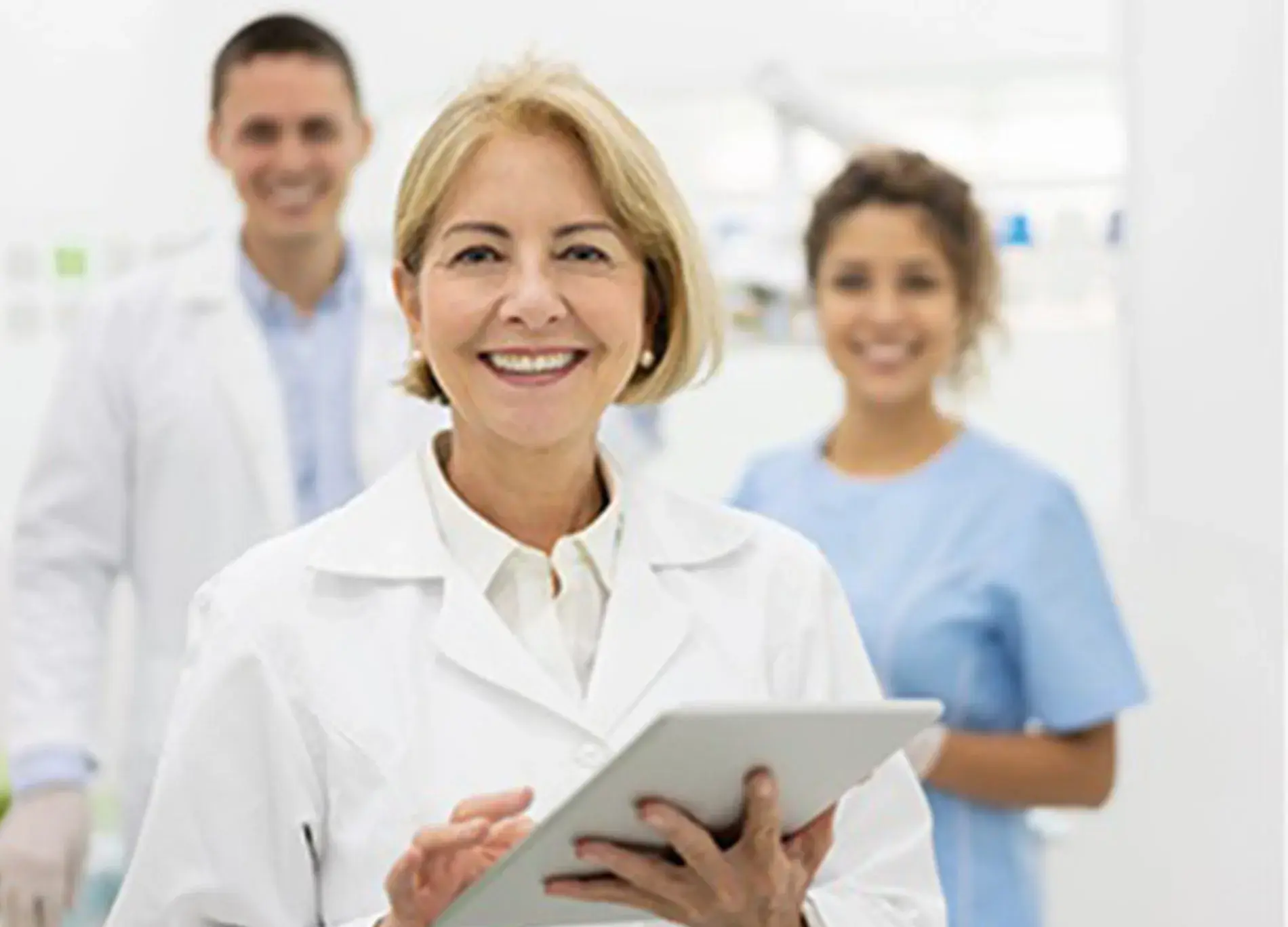 group of doctors discussing how the Pronokal weight loss diet work